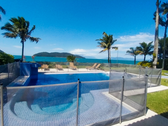 Casa no Condomínio Costa Verde Tabatinga com 4 quartos, na Praia de Tabatinga com 424m²