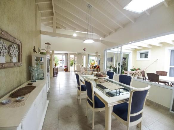 Casa no Condomínio Costa Verde Tabatinga com 5 quartos, na Praia de Tabatinga com 350m²