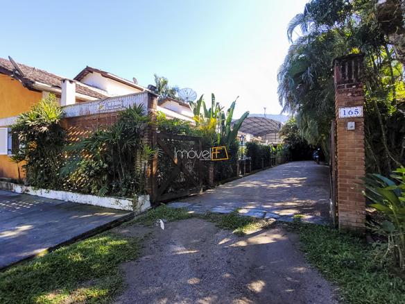 Casa de Condomínio para Venda com 2 quartos, em Tabatinga com 110m²