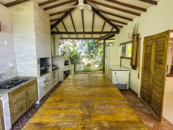 Casa de Condomínio para Venda com 5 quartos, em Praia do Pulso com 250m²