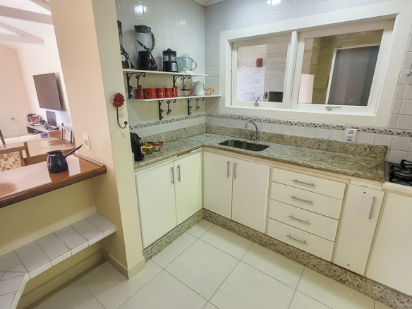 Casa de Condomínio para Venda com 5 quartos, em Praia do Pulso com 250m²