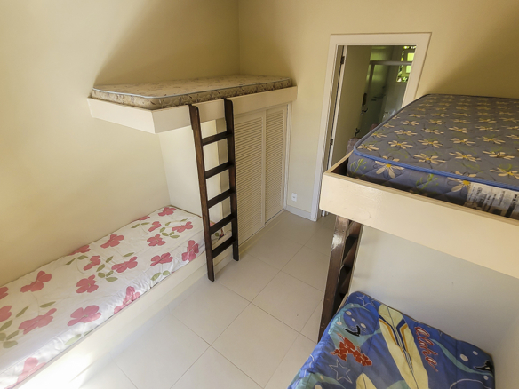 Casa de Condomínio para Venda com 5 quartos, em Praia do Pulso com 250m²