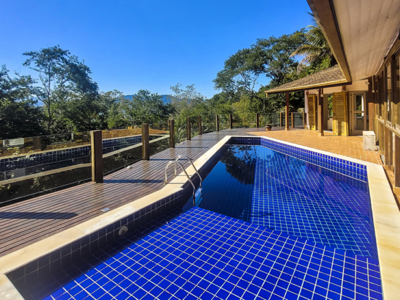 Casa de Condomínio para Venda com 5 quartos, em Praia do Pulso com 250m²