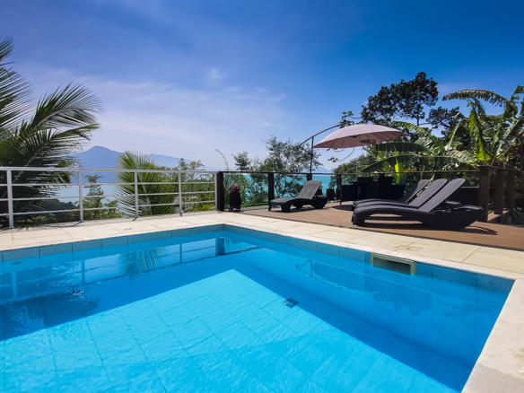 Casa para Venda com 6 quartos, em Praia do Pulso com 450m²