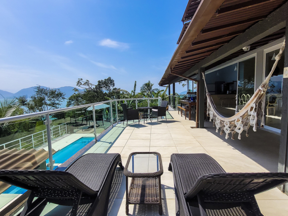 Casa para Venda com 6 quartos, em Praia do Pulso com 450m²