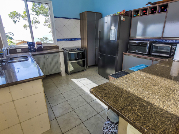 Casa para Venda com 6 quartos, em Praia do Pulso com 450m²
