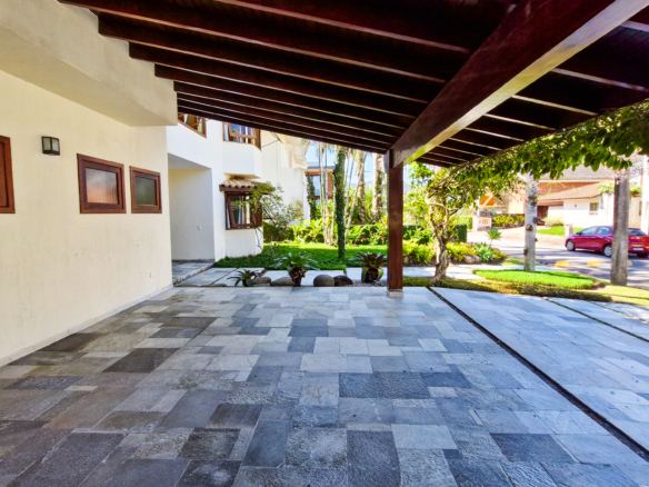 Casa no Condomínio Costa Verde Tabatinga com 5 quartos, na Praia de Tabatinga com 520m²