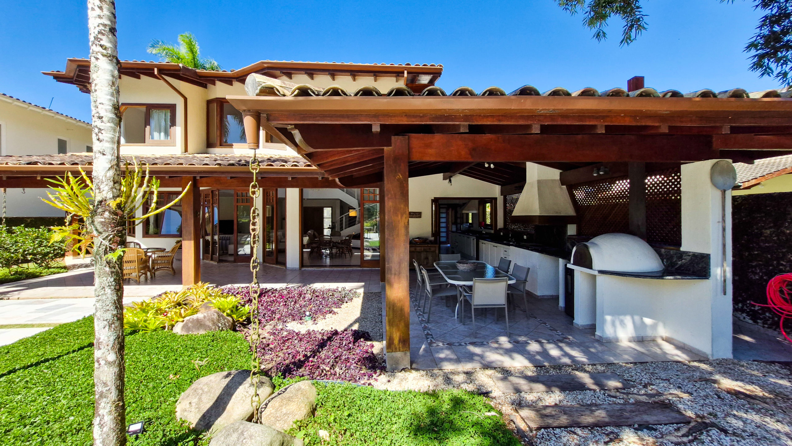 Casa no Condomínio Costa Verde Tabatinga com 5 quartos, na Praia de Tabatinga com 520m²