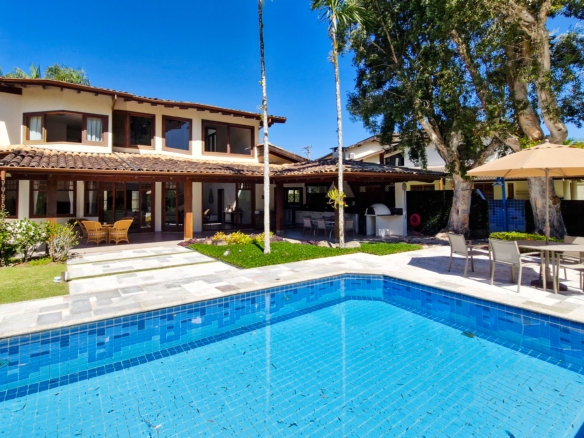 Casa no Condomínio Costa Verde Tabatinga com 5 quartos, na Praia de Tabatinga com 520m²