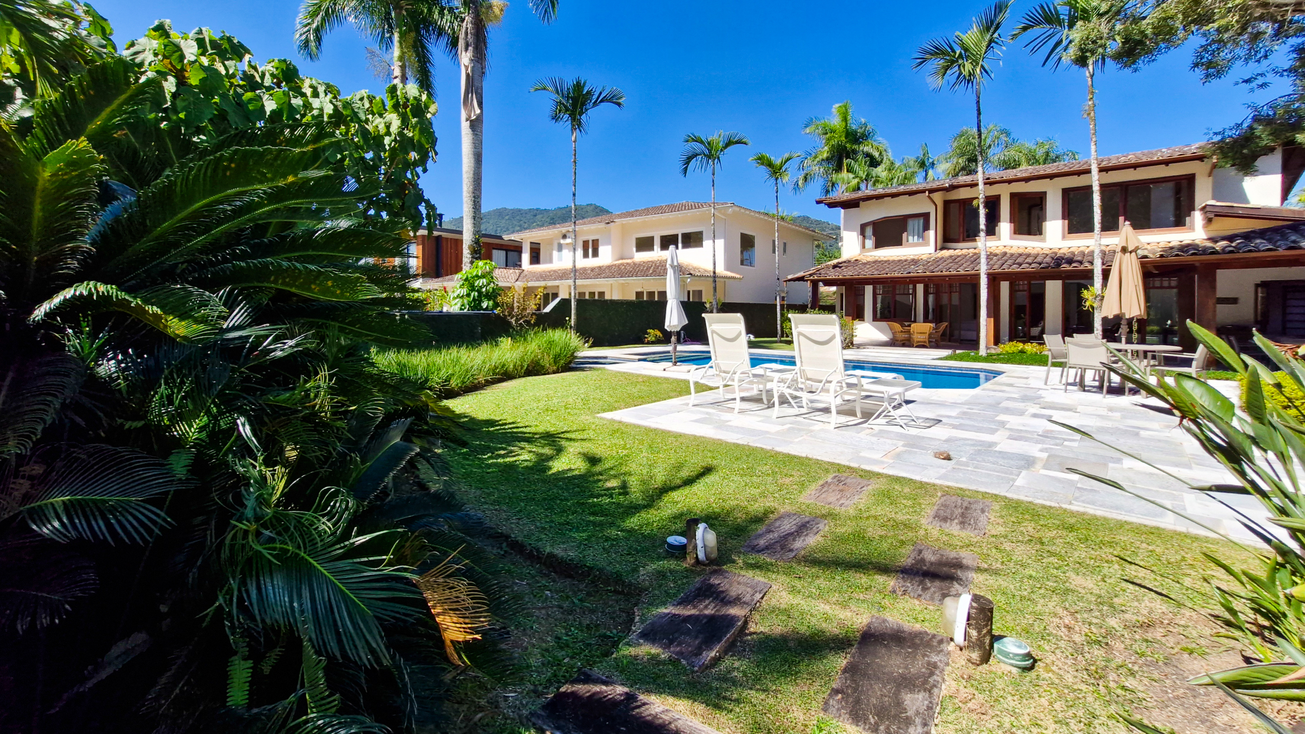 Casa no Condomínio Costa Verde Tabatinga com 5 quartos, na Praia de Tabatinga com 520m²