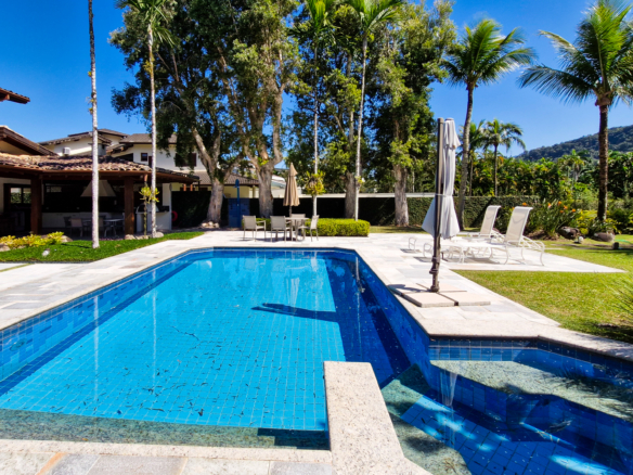 Casa no Condomínio Costa Verde Tabatinga com 5 quartos, na Praia de Tabatinga com 520m²