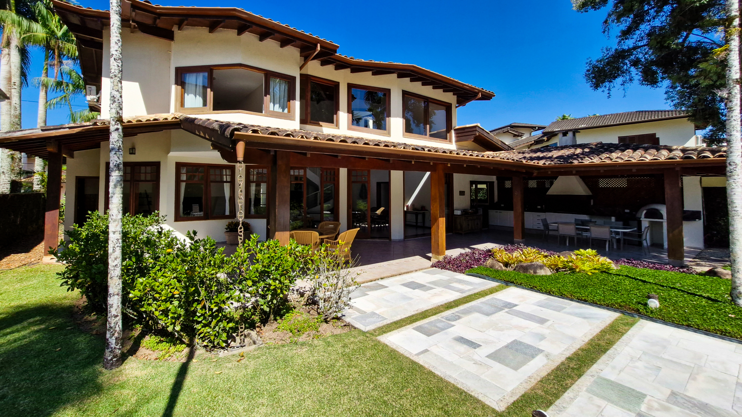 Casa no Condomínio Costa Verde Tabatinga com 5 quartos, na Praia de Tabatinga com 520m²