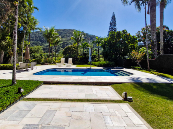 Casa no Condomínio Costa Verde Tabatinga com 5 quartos, na Praia de Tabatinga com 520m²