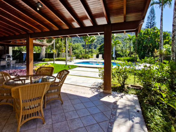 Casa no Condomínio Costa Verde Tabatinga com 5 quartos, na Praia de Tabatinga com 520m²