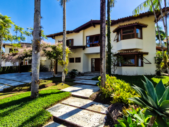 Casa no Condomínio Costa Verde Tabatinga com 5 quartos, na Praia de Tabatinga com 520m²