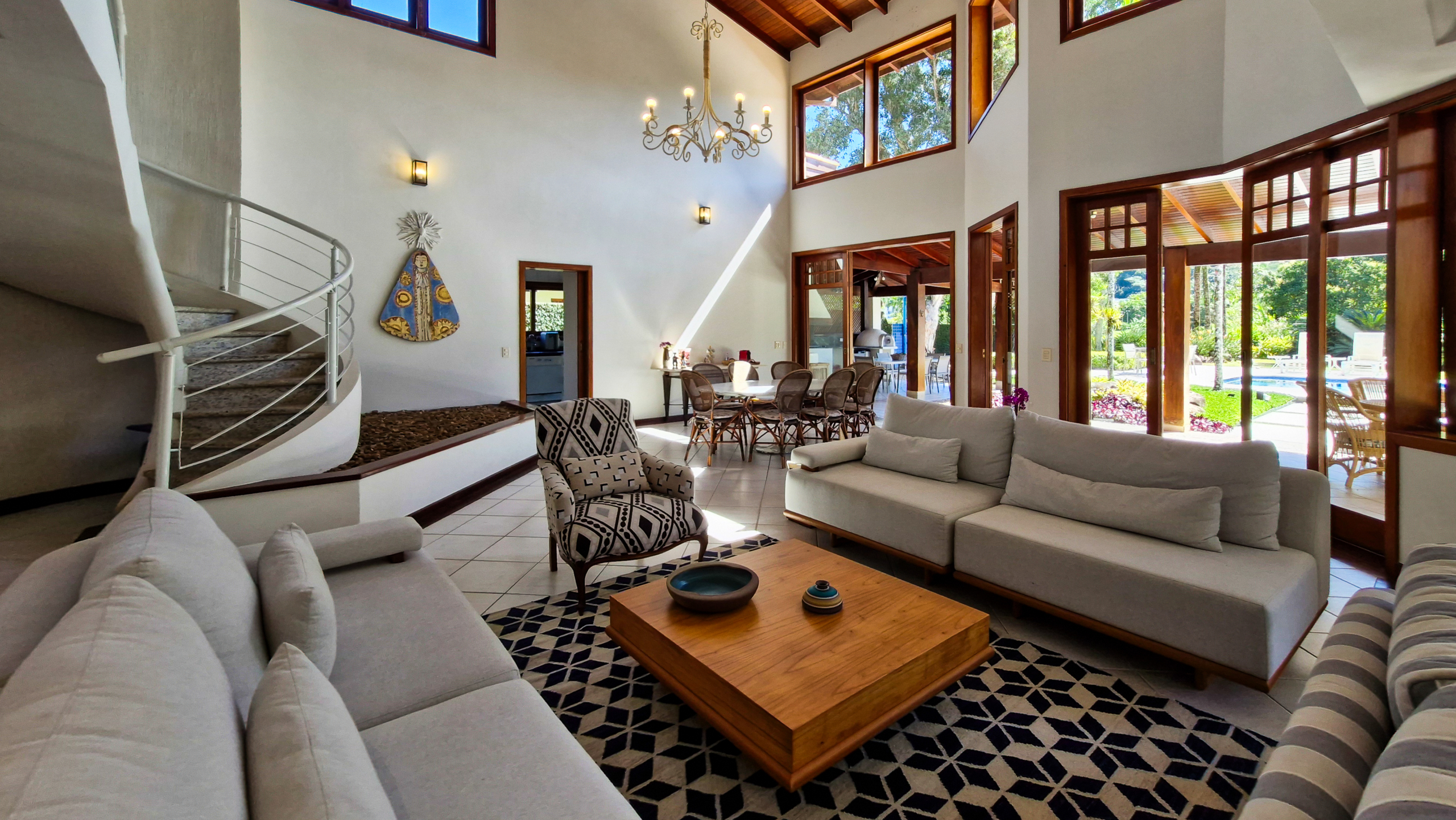 Casa no Condomínio Costa Verde Tabatinga com 5 quartos, na Praia de Tabatinga com 520m²