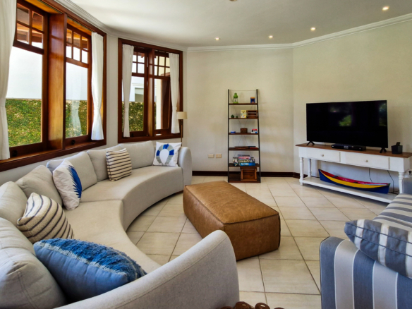 Casa no Condomínio Costa Verde Tabatinga com 5 quartos, na Praia de Tabatinga com 520m²
