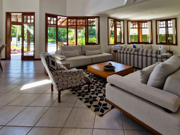 Casa no Condomínio Costa Verde Tabatinga com 5 quartos, na Praia de Tabatinga com 520m²