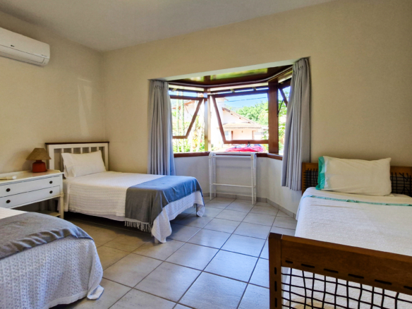 Casa no Condomínio Costa Verde Tabatinga com 5 quartos, na Praia de Tabatinga com 520m²