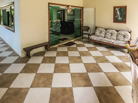 Casa à venda em Ubatuba no Condomínio Salga Lagoinha com 9 quartos e 603,45m²