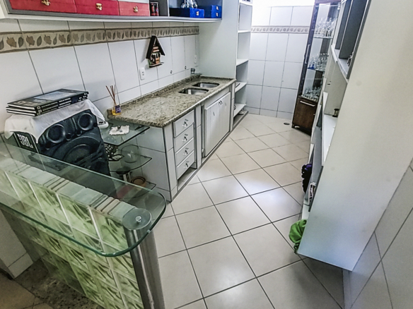Casa à venda em Ubatuba no Condomínio Salga Lagoinha com 9 quartos e 603,45m²