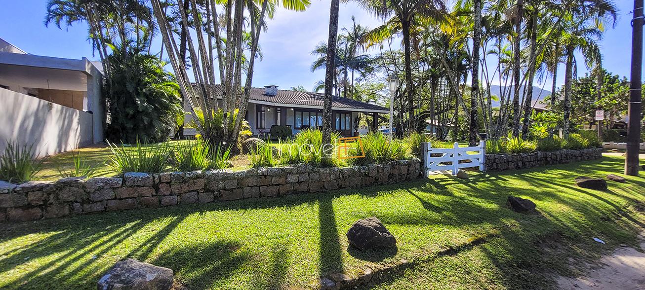 SALGA SAO SEBASTIAO-05 Casa Pé na Areia à Venda em Ubatuba no Condomínio Salga Lagoinha com 3 quartos e 380m²
