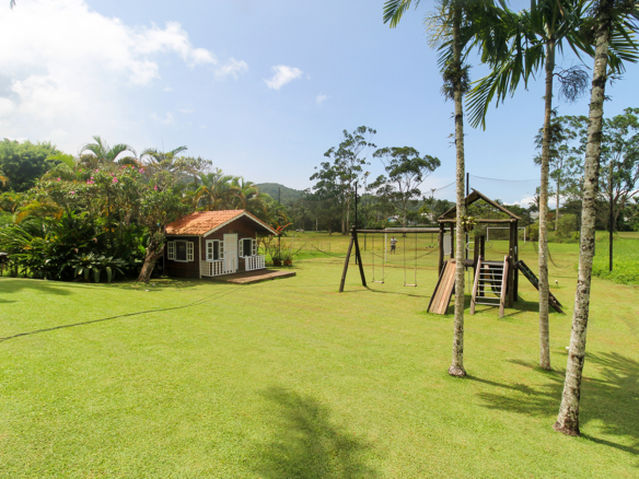 Casa no Condomínio Costa Verde Tabatinga com 7 quartos, na Praia de Tabatinga com 450m²
