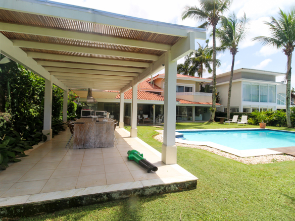 Casa no Condomínio Costa Verde Tabatinga com 7 quartos, na Praia de Tabatinga com 450m²