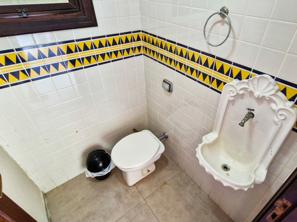 Casa à Venda em Ubatuba no Condomínio Recanto da Lagoinha com 5 quartos e 335m²