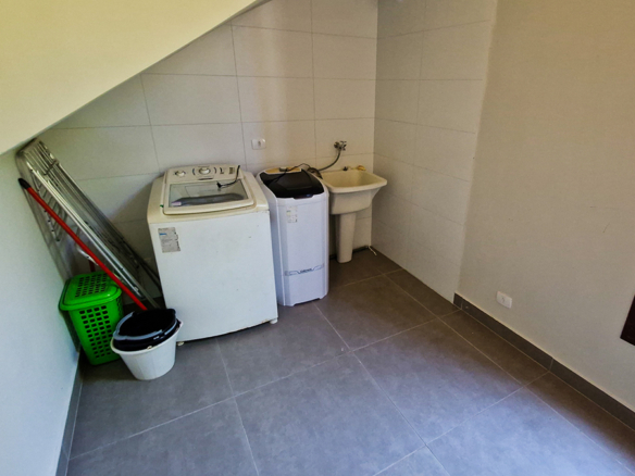 Casa à Venda em Ubatuba no Condomínio Recanto da Lagoinha com 5 quartos e 335m²