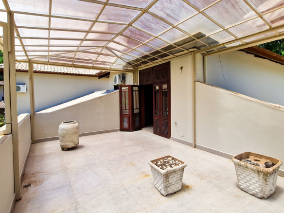 Casa à Venda em Ubatuba no Condomínio Recanto da Lagoinha com 5 quartos e 335m²