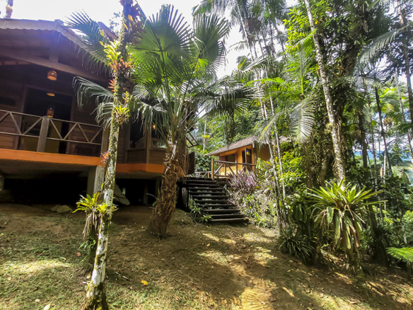 Chácara para Venda com 5 quartos, em Ubatumirim com 422m²