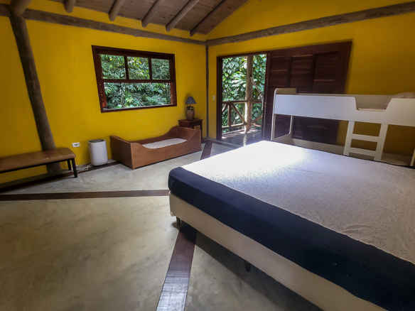 Chácara para Venda com 5 quartos, em Ubatumirim com 422m²