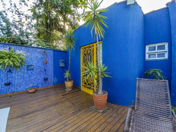 Casa para Venda e locação com 6 quartos na Praia da Tabatinga