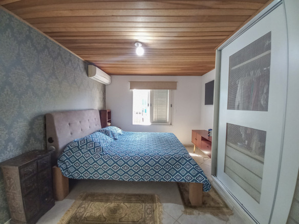 Casa para Venda e locação com 6 quartos na Praia da Tabatinga