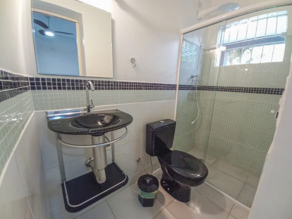 Casa para Venda e locação com 6 quartos na Praia da Tabatinga