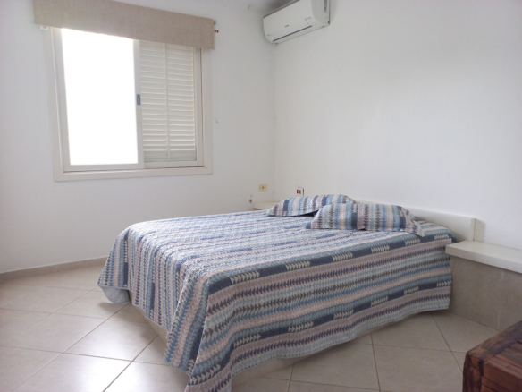 Casa para Venda e locação com 6 quartos na Praia da Tabatinga