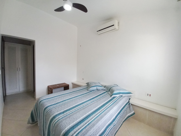 Casa para Venda e locação com 6 quartos na Praia da Tabatinga