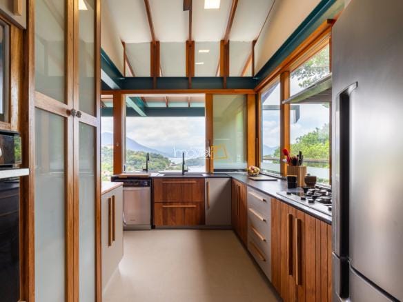 Casa de Condomínio do Pulso para Venda com 4 quartos, em Praia do Pulso, com 573m²