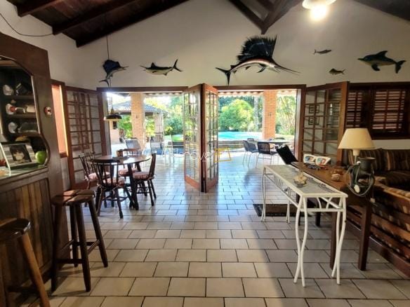 Casa no Condomínio Costa Verde Tabatinga com 4 quartos, na Praia de Tabatinga com 300m²