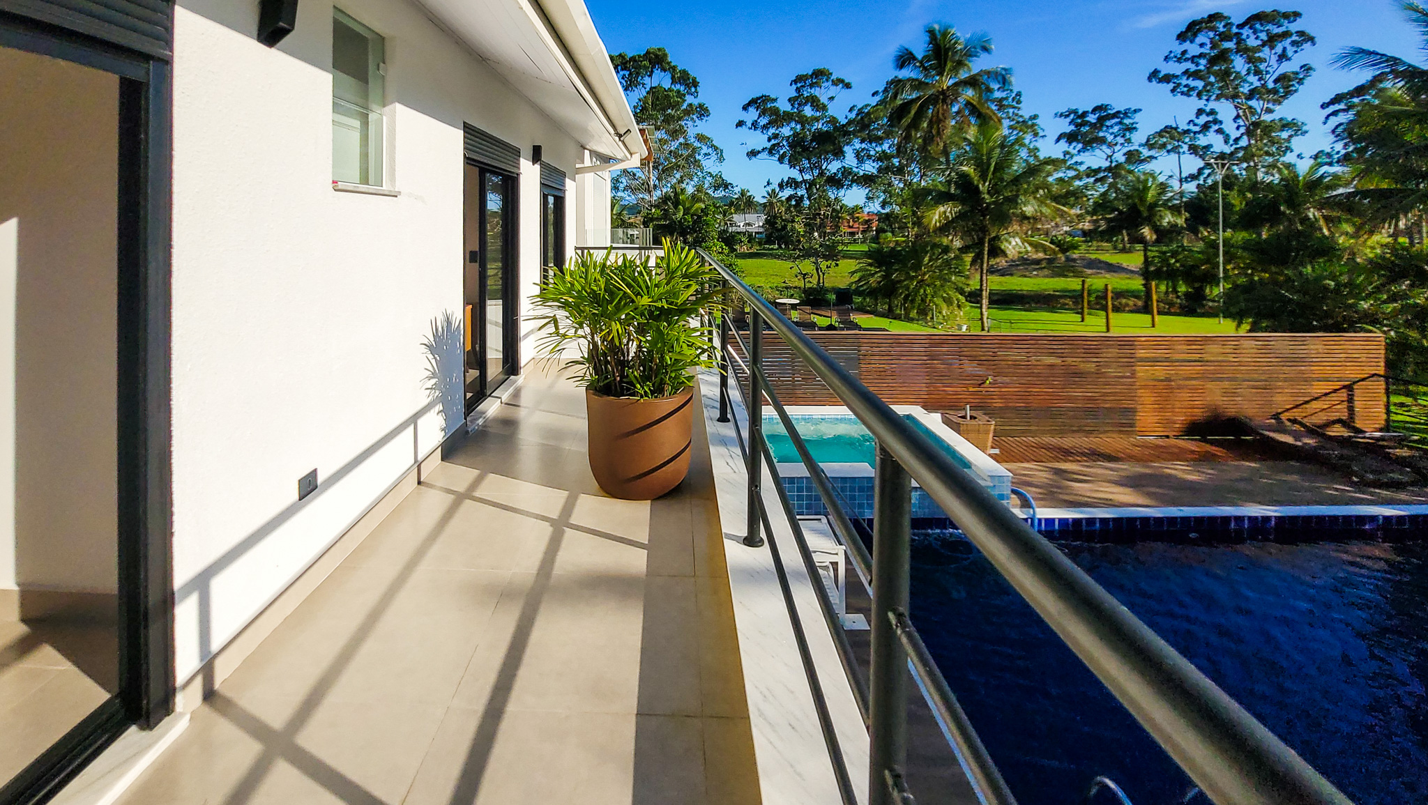 Casa no Condomínio Costa Verde Tabatinga com 5 suítes, na Praia de Tabatinga.