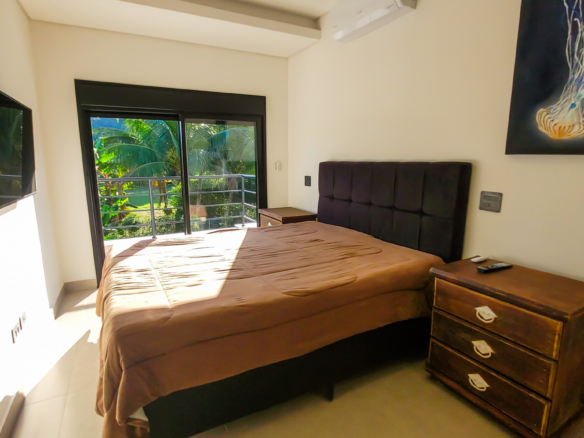 Casa no Condomínio Costa Verde Tabatinga com 5 suítes, na Praia de Tabatinga.