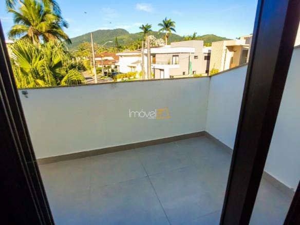 Casa no Condomínio Costa Verde Tabatinga com 5 suítes, na Praia de Tabatinga.