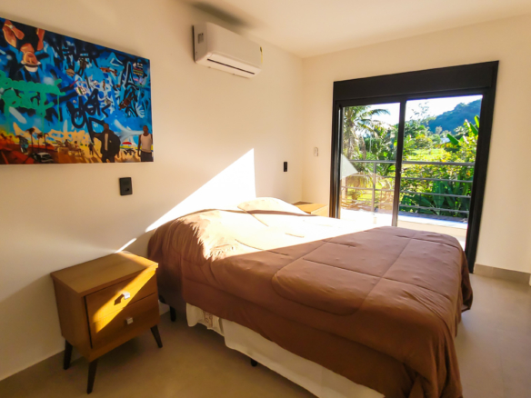 Casa no Condomínio Costa Verde Tabatinga com 5 suítes, na Praia de Tabatinga.