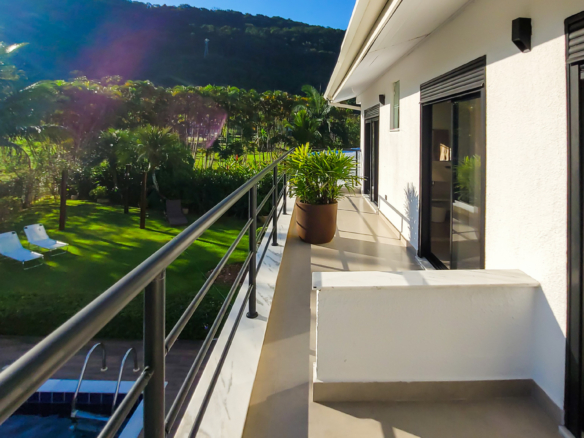Casa no Condomínio Costa Verde Tabatinga com 5 suítes, na Praia de Tabatinga.