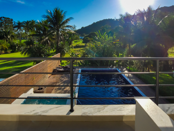Casa no Condomínio Costa Verde Tabatinga com 5 suítes, na Praia de Tabatinga.