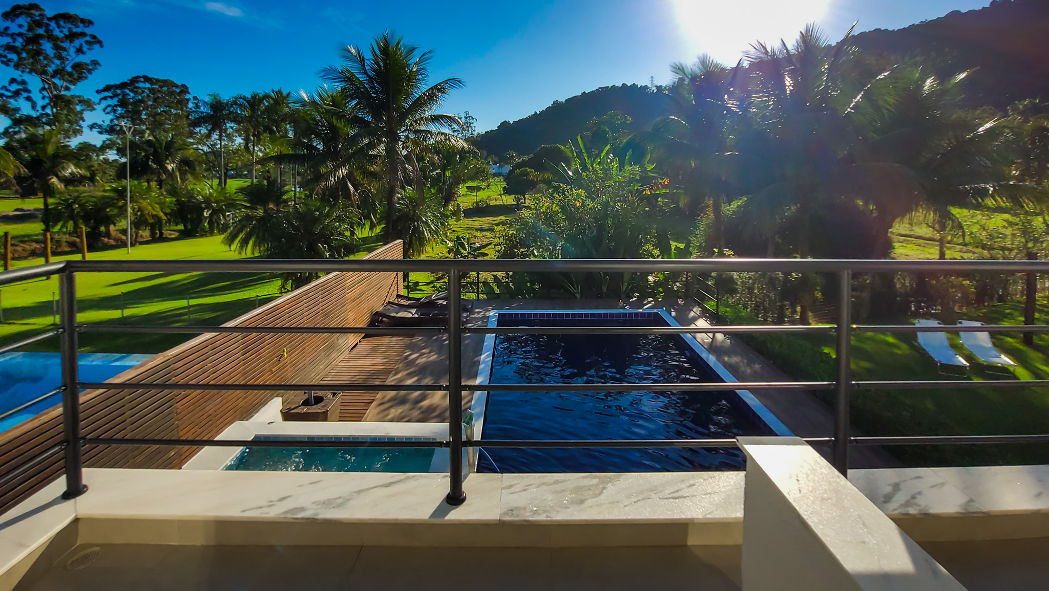 Casa no Condomínio Costa Verde Tabatinga com 5 suítes, na Praia de Tabatinga.