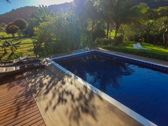 Casa no Condomínio Costa Verde Tabatinga com 5 suítes, na Praia de Tabatinga.