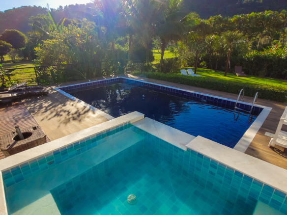 Casa no Condomínio Costa Verde Tabatinga com 5 suítes, na Praia de Tabatinga.