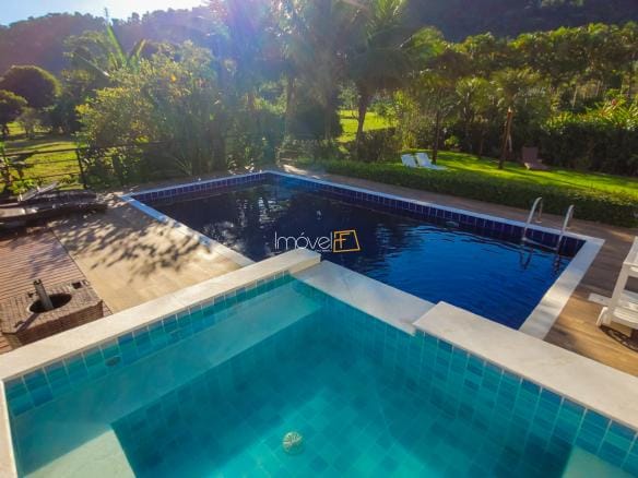 Casa no Condomínio Costa Verde Tabatinga com 5 suítes, na Praia de Tabatinga.